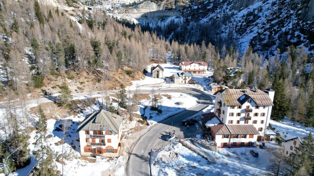 Hotel Al Sasso Di Stria Andraz Exterior foto